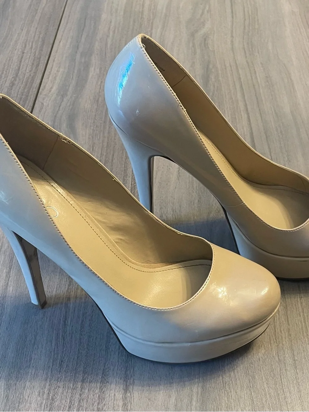 ALDO Nude Platform Heels Size 40 / US 9